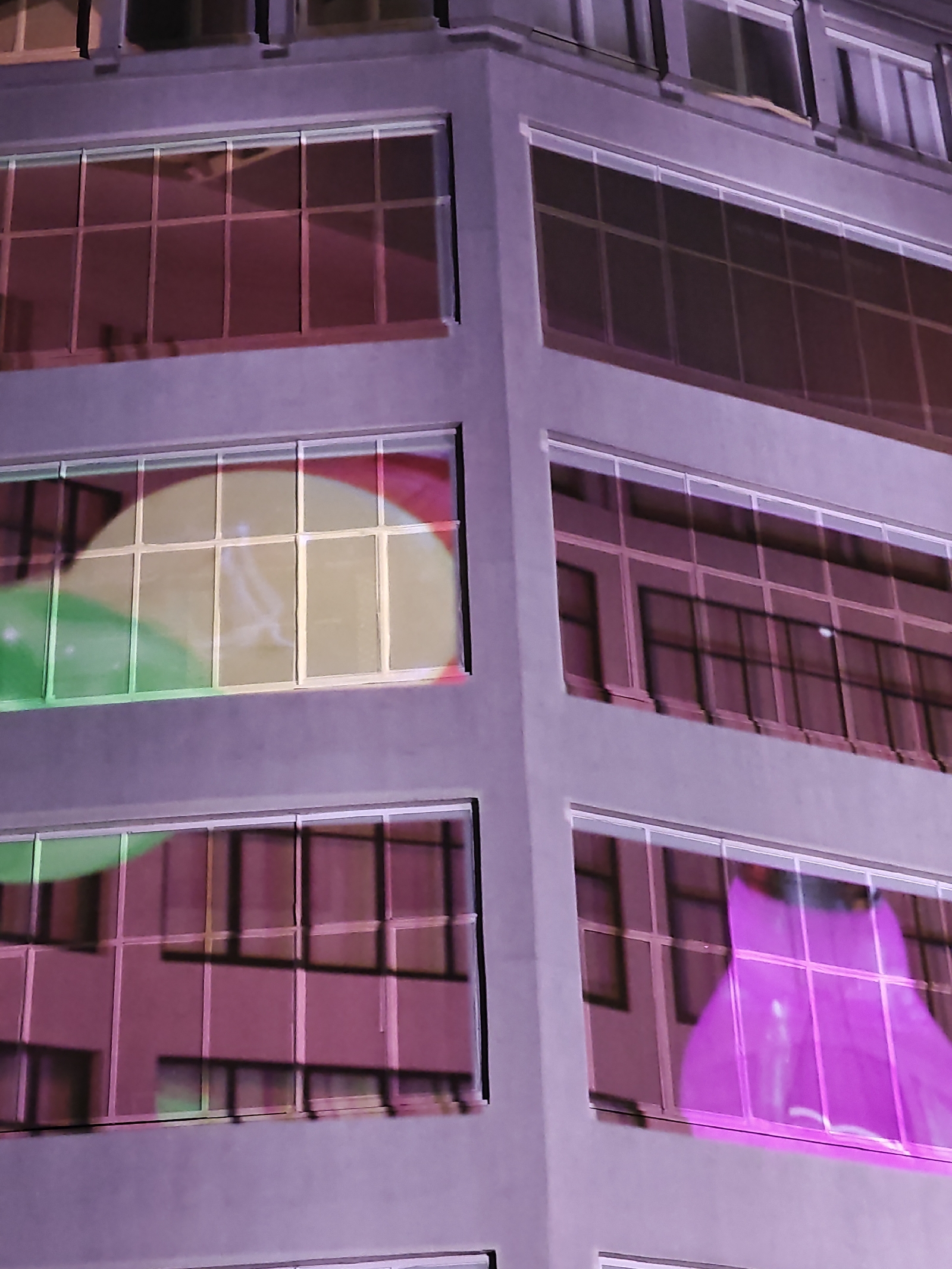 <a href='/hi/jeroen' class='caption'>» jeroen 13 November 2025 08:02 glow Eindhoven 2025</a>