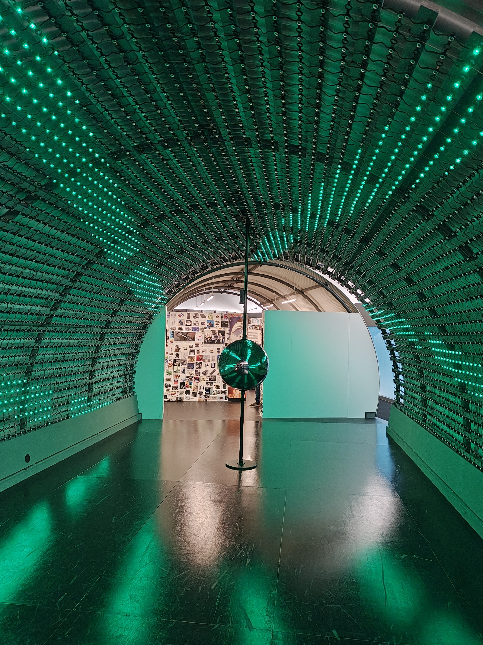 <a href='/hi/jeroen' class='caption'>» jeroen 20 November 2025 02:23 Next Nature Museum</a>