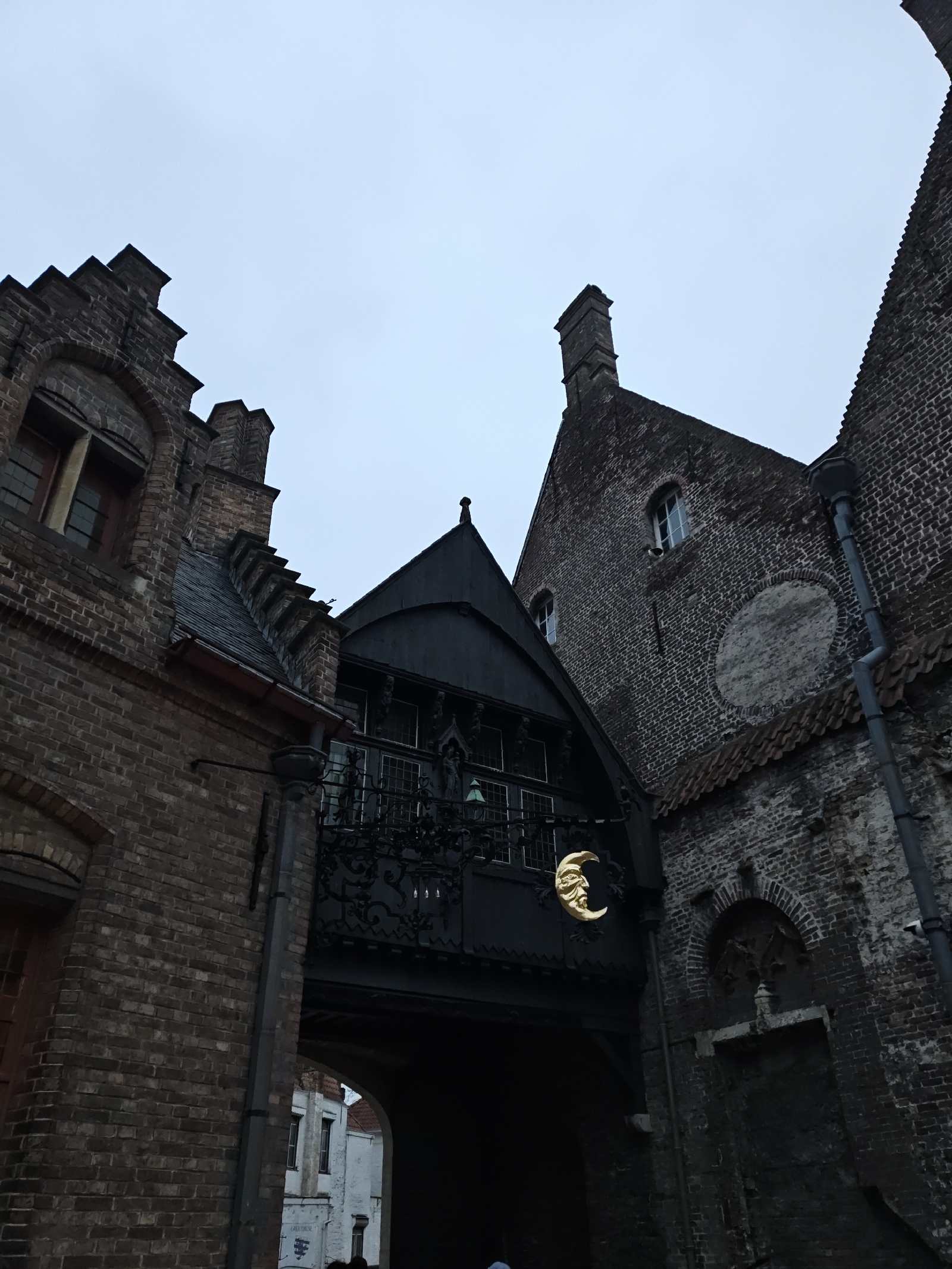 <a href='/hi/jeroen' class='caption'>» jeroen 23 December 2025 04:17 Brugge</a>