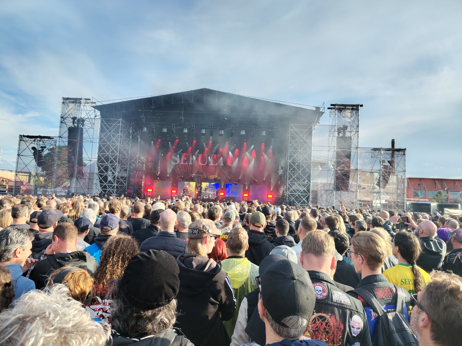 <a href='/hi/jeroen' class='caption'>» jeroen 06 June 2026 07:49 South of Heaven Maastricht Sepultura </a>