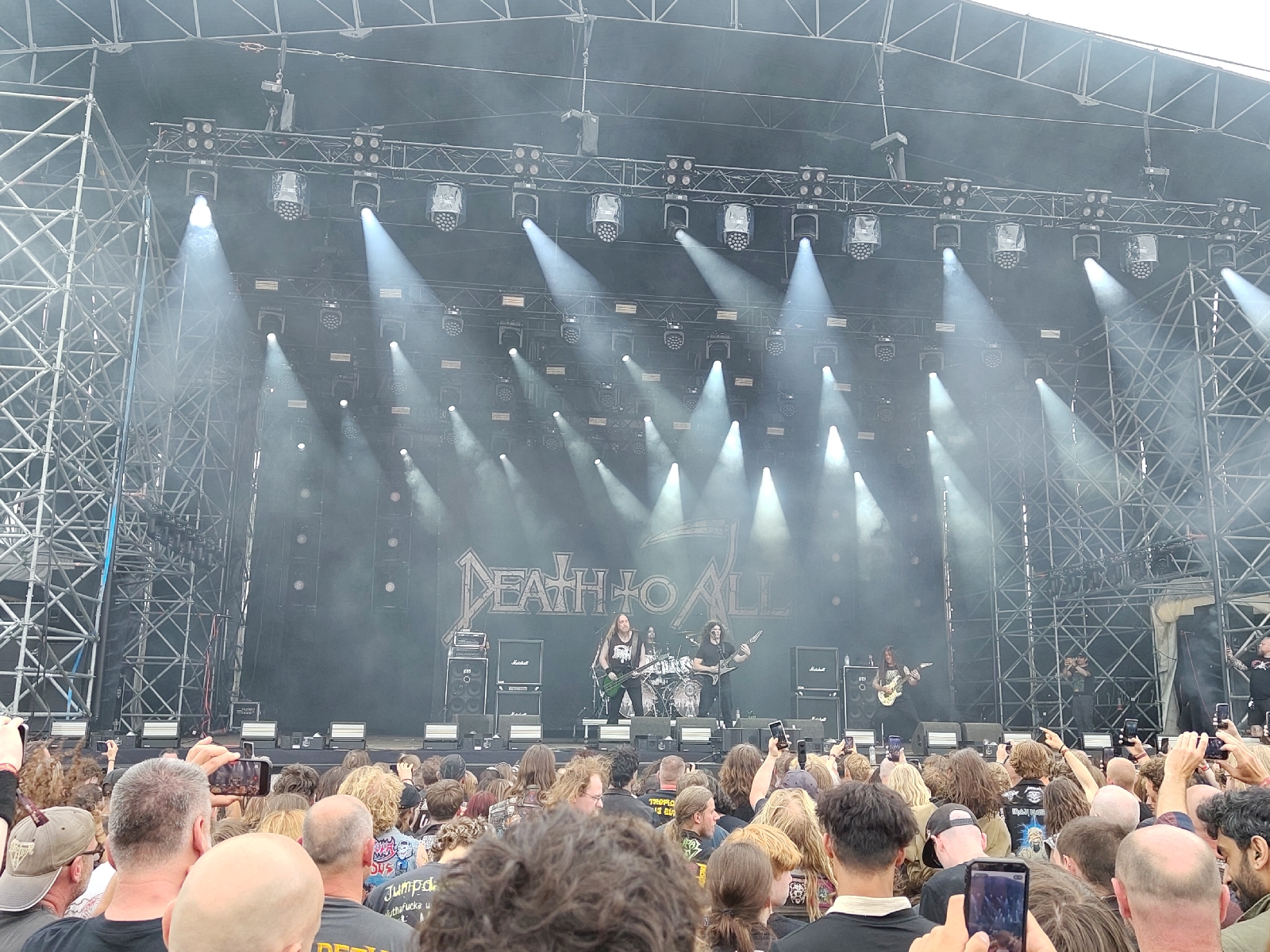 <a href='/hi/jeroen' class='caption'>» jeroen 07 June 2026 03:02 South of Heaven Maastricht Death to All</a>