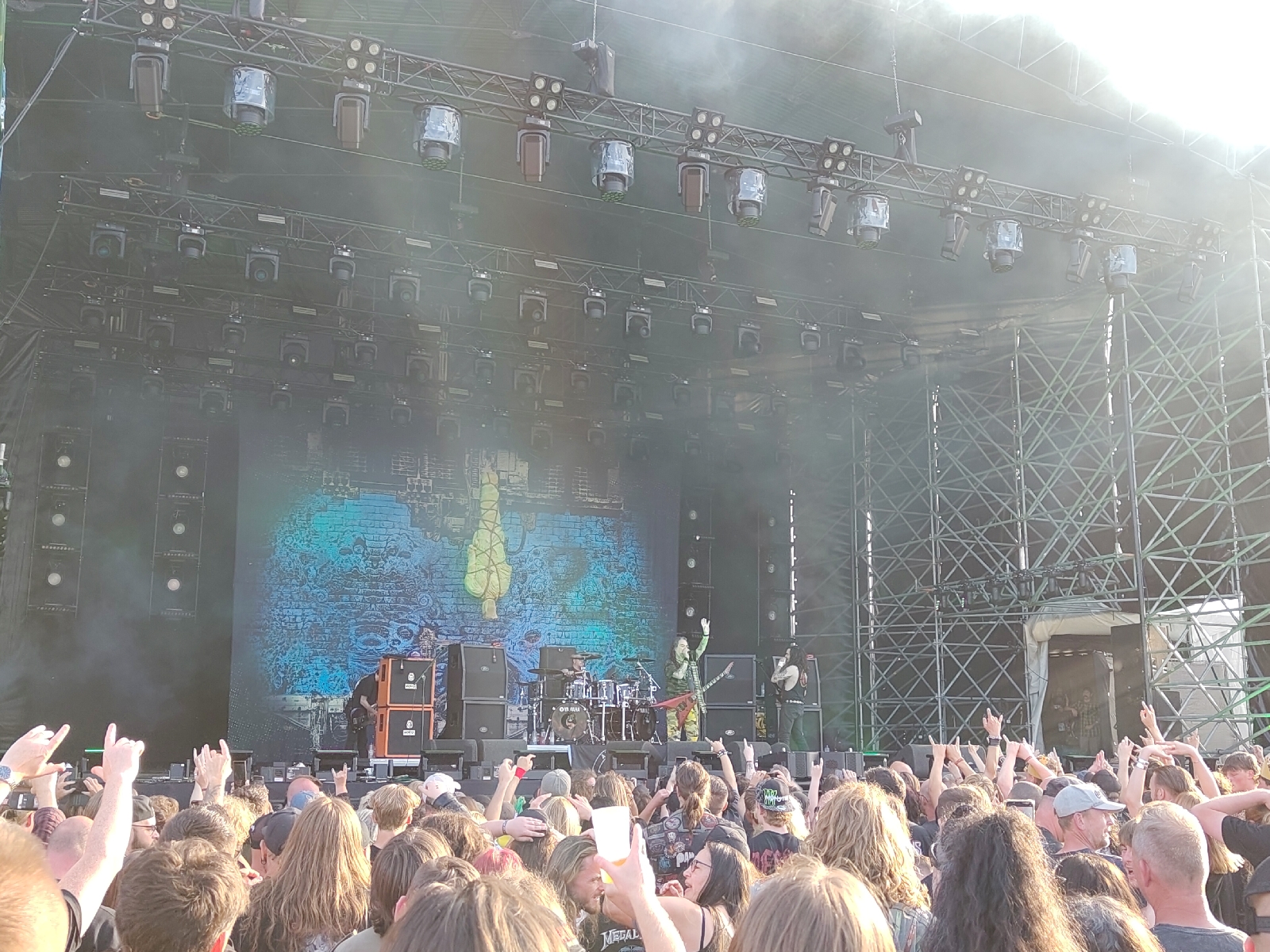 <a href='/hi/jeroen' class='caption'>» jeroen 07 June 2026 07:53 South of Heaven Maastricht Cavalera</a>