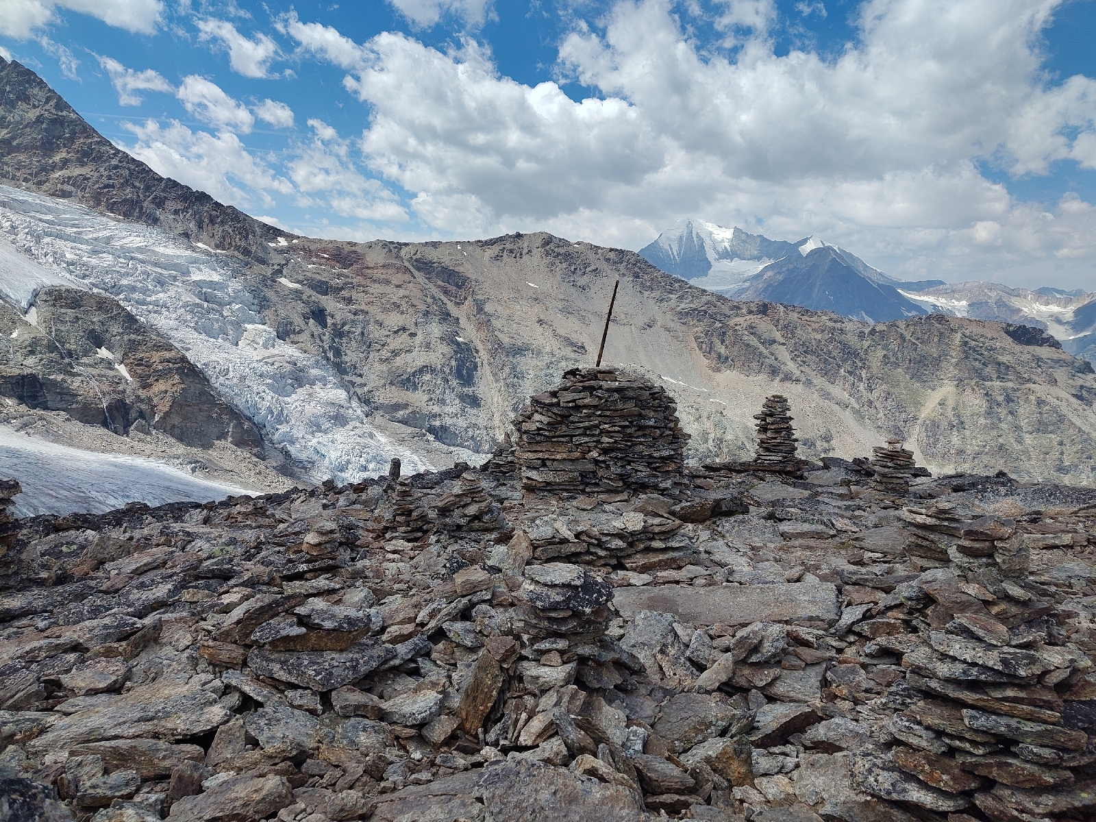 <a href='/hi/jeroen' class='caption'>» jeroen 16 July 2026 12:45 Grächen Bordierhütte Klein Bigerhorn </a>