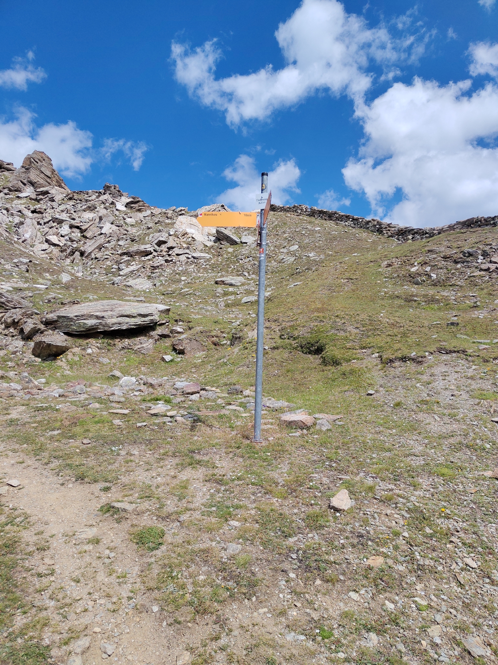 <a href='/hi/jeroen' class='caption'>» jeroen 19 July 2026 02:34 Grächen - Hannigalp - Wannihorn</a>