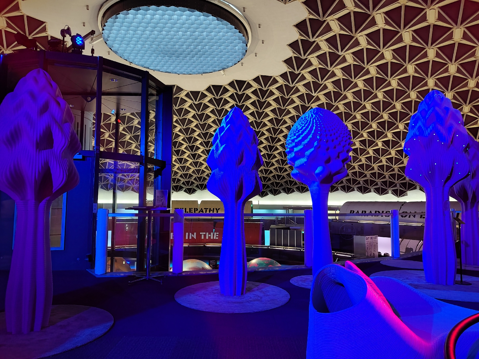 <a href='/hi/jeroen' class='caption'>» jeroen 16 September 2026 03:09 Next Nature Museum Eindhoven </a>